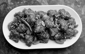 Chilly Chicken (boneless)  (10pcs)