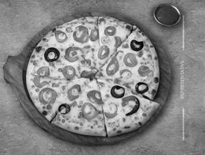 Saffron Supreme Veg Pizza