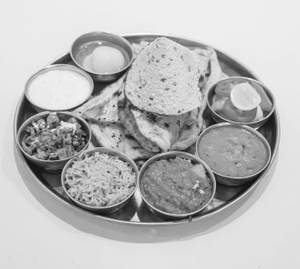 Deluxe Thali