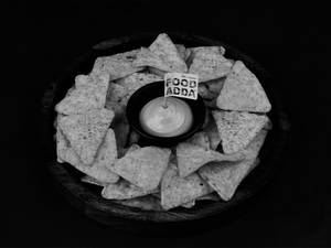 Nachos With Cheese Dip