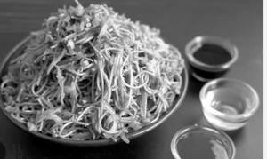 Veg Hakka Noodles
