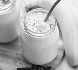 Banana milkshake