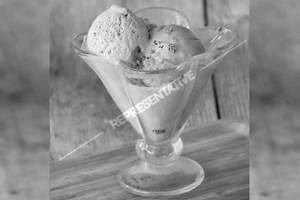 Black Currant Ice Cream