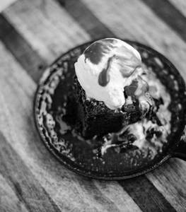 Hot Brownie With Ice Cream