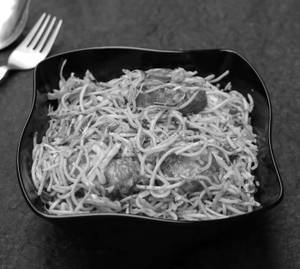 Chicken Noodles Schezwan