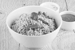 Veg Biryani With Curd