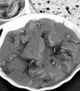 Butter Masala Chaap Gravy