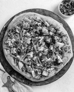 Veg Thai Pizza