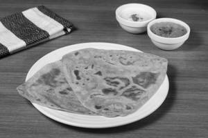 Chappathi With Gravy