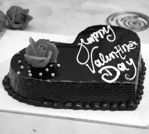 Valentine Choco Heart Shaped Cake