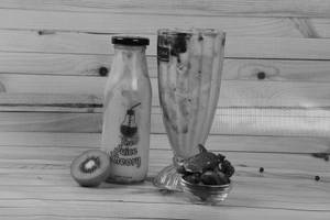 Kiwi Dates Shake