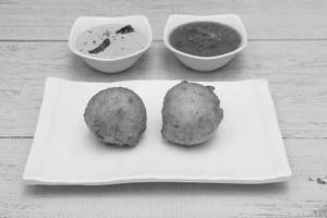 Medhu Bonda (2 Pcs)
