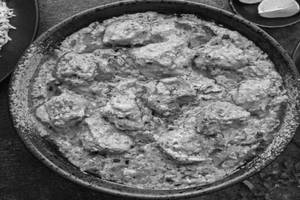 Murgh Tikka Masala [serves 1-2] [500 Ml] [4 Piece]