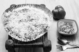Khichiya Gravy Pizza