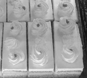 Pineapple Fresh Pastry ( 4 pcs )