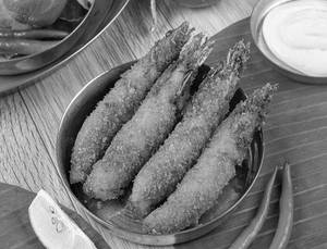 Prawn Torpedo With Mayo Dip