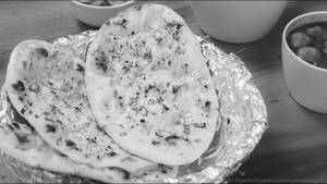 Garlic naan