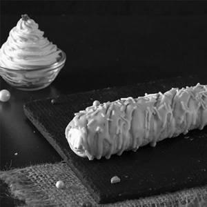Mango Cream Roll