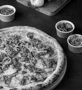 Latina Chicken Pizza