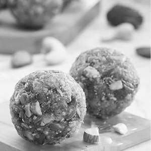 Desi Ghee Dink Laddu