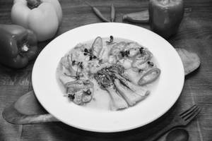 Steamed Fish White Garlic Sauce