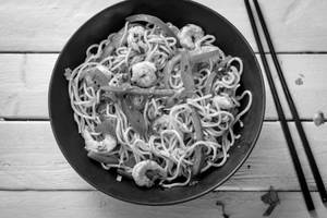Prawns Schezwan Noodles