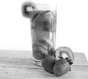 Starawberry And Kiwi Mocktail