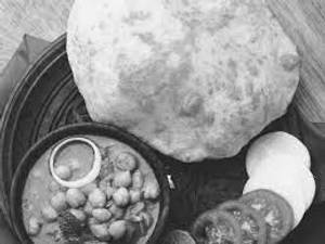 Chole with 2 bhatura             