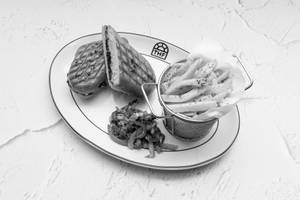 Mushroom & Spinach Cheese Melted Sandwich in Garlic Loaf