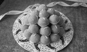 Desi Ghee Motichoor Laddu