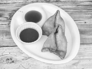 Aloo Samosa (2 Pieces)