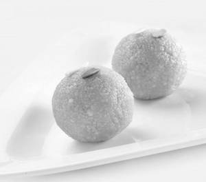 Sanna Boondi Laddu [250 Gms]