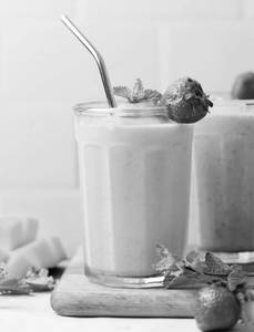 Strawberry Mango Shake