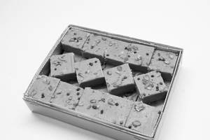 Elakkai Burfi [10 Pieces]
