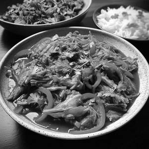 Shredded Chicken In Dry Red Chilli Sauce