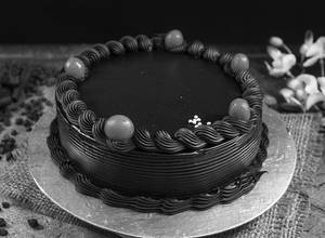 Chocolate Truffle Cake ( Eggless) 900gms