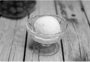 Vanilla Ice Cream ( Scoop )