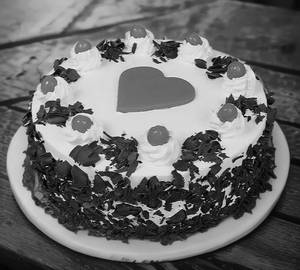 Blackforest with red heart cake