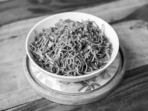 Wok Tossed Shiitake Mushroom Noodles Veg