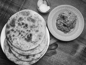 4 Lachha Paratha + Mutton Chaap + Salad