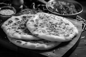 Cheese Garlic Naan
