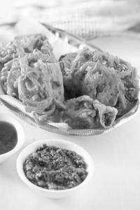 Onion Pakoda 500 Ml