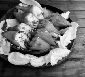 Dahi Ke Sole (1 Pieces Cut Into 2 Pieces)