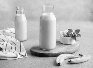 Classic Banana Juice (350 Ml)