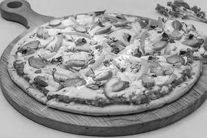 8" Chicken Sausage Pizza