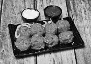 Veg Tandoori Momos (8 Pcs)