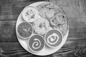 Veg Tharkari Thali