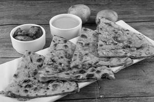 Aloo Green Peas Paratha