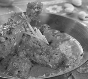 Chicken Lawabdar