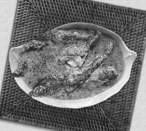 Singhi Machli (Sting Catfish) 2 Pics